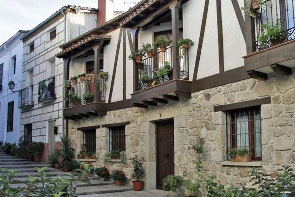Casa Rural En Candeleda Con Piscina Y Un Maravilloso Jardin Εξωτερικό φωτογραφία
